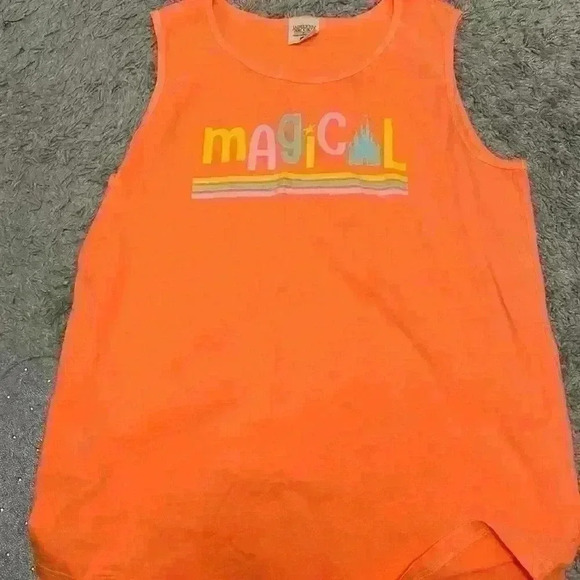 New never worn Disney Tank JadeLynn Brooke Magical Castle Medium K - Picture 2 of 6